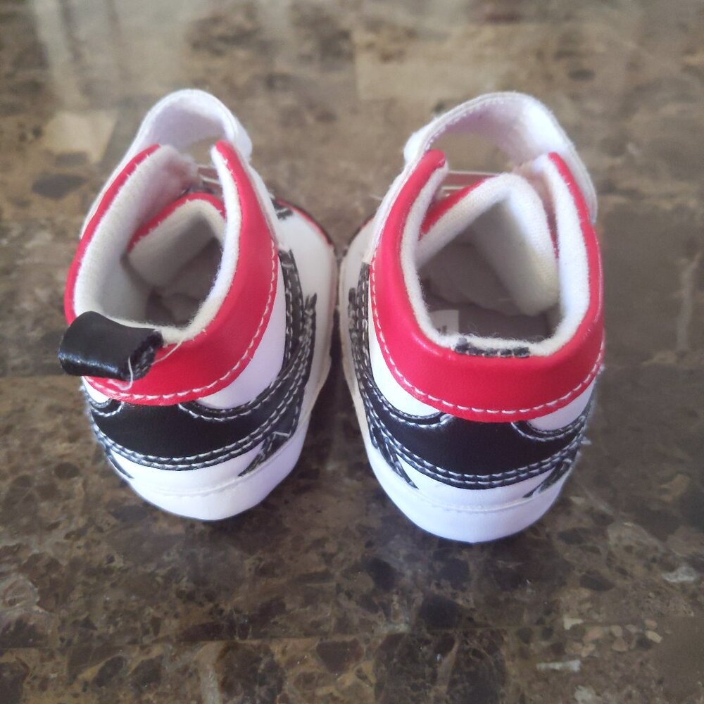 FILA BABY BOY SHOES SIZE O TO 6 MONTHS - Picture 6 of 11